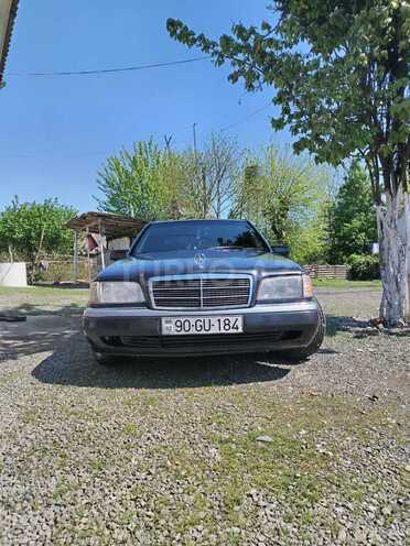 Mercedes C 200 1995, 380,000 km - 2.0 l - Lənkəran