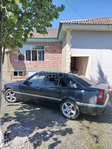 Mercedes C 200 1995, 380,000 km - 2.0 l - Lənkəran