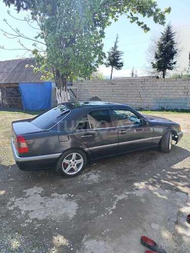 Mercedes C 200 1995, 380,000 km - 2.0 l - Lənkəran