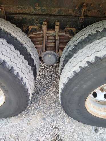 KamAz 65115 1990, 217,000 km - 11.0 l - Salyan