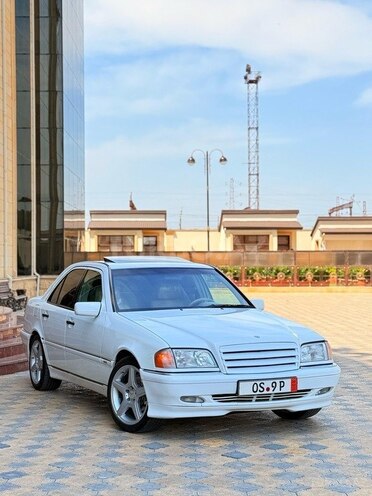 Mercedes C 230 1999, 233,000 km - 2.3 л - İmişli