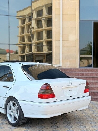 Mercedes C 230 1999, 233,000 km - 2.3 л - İmişli