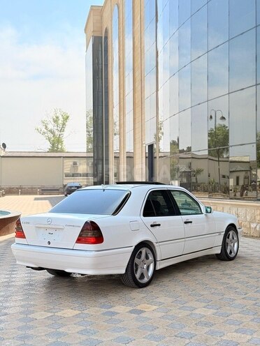 Mercedes C 230 1999, 233,000 km - 2.3 л - İmişli
