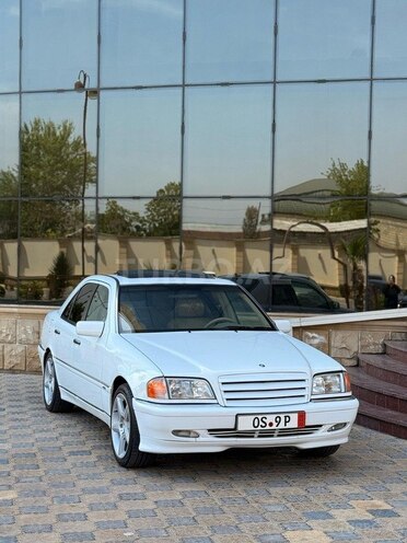 Mercedes C 230 1999, 233,000 km - 2.3 л - İmişli
