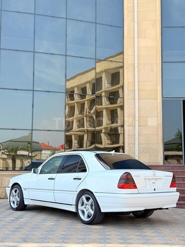 Mercedes C 230 1999, 233,000 km - 2.3 л - İmişli