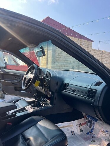 BMW 320 1993, 300,000 km - 2.0 l - Ağcabədi