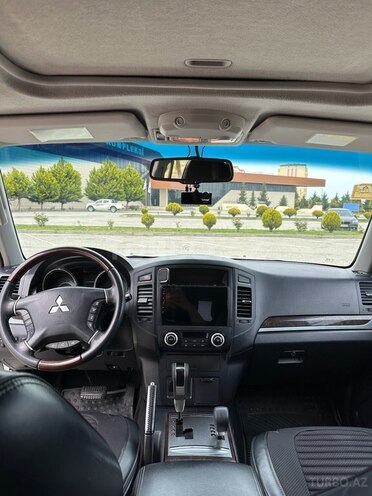 Mitsubishi Pajero 2010, 245,000 km - 3.5 л - Xaçmaz