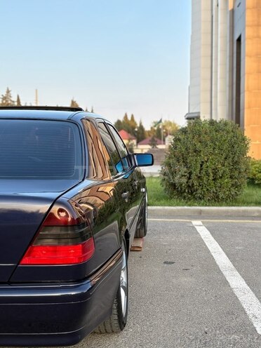 Mercedes C 200 1998, 400,000 km - 2.0 л - Bakı
