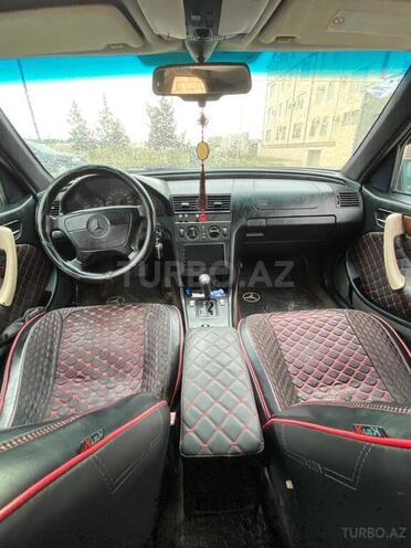 Mercedes C 200 1995, 245,000 km - 2.0 л - Bakı