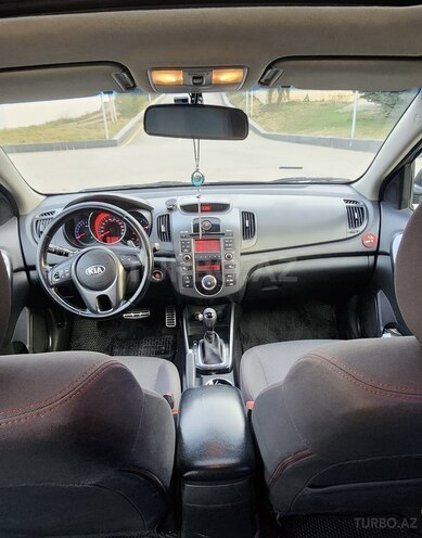 Kia Cerato 2011, 278,000 km - 1.6 l - Quba
