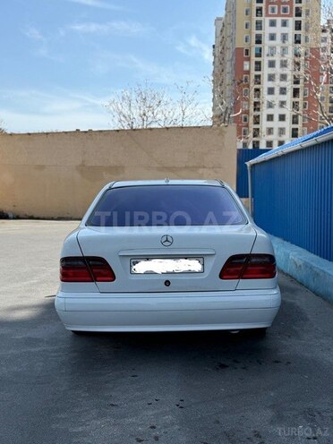 Mercedes E 220 d 2000, 465,000 km - 2.2 l - Bakı