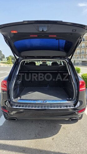 Volkswagen Touareg-8