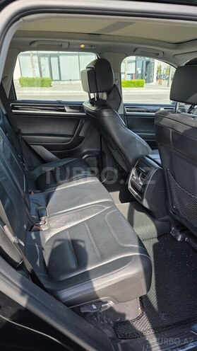 Volkswagen Touareg-6