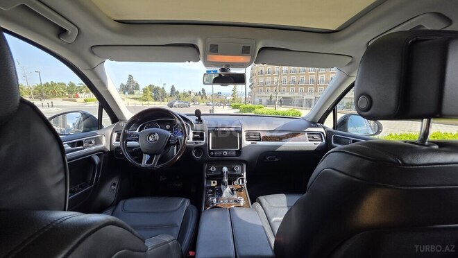 Volkswagen Touareg-7