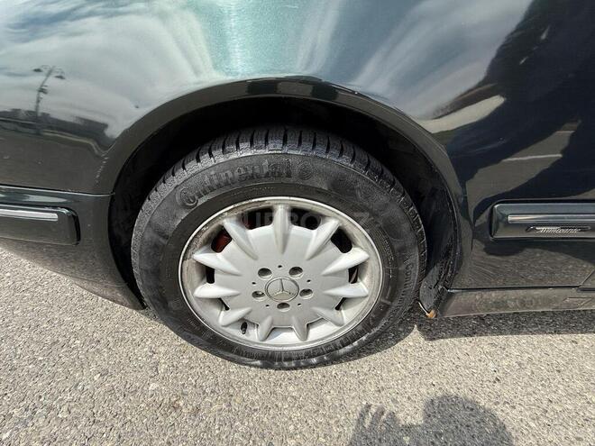 Mercedes E 280 2000, 350,000 km - 2.8 l - Bakı