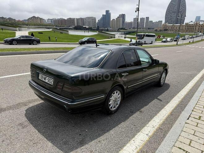 Mercedes E 280 2000, 350,000 km - 2.8 l - Bakı