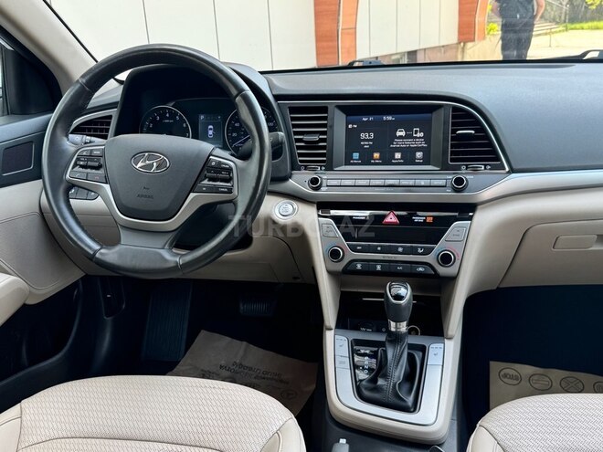 Hyundai Elantra 2017, 124,000 km - 2.0 л - Bakı