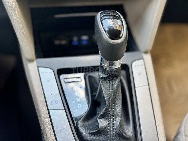 Hyundai Elantra 2017, 124,000 km - 2.0 л - Bakı