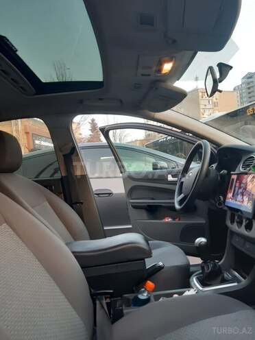 Ford Focus 2006, 274,000 km - 1.6 л - Bakı
