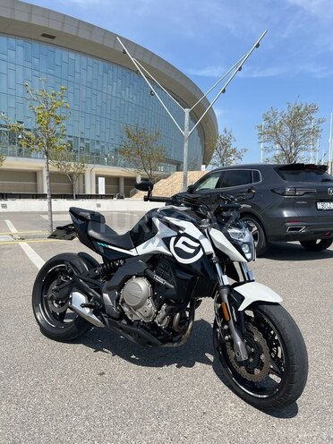 CFMOTO 650 NK 2022, 17,000 km - 0.7 l - Bakı
