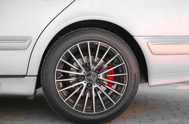 Mercedes E 270 2000, 336,000 km - 2.7 l - İmişli