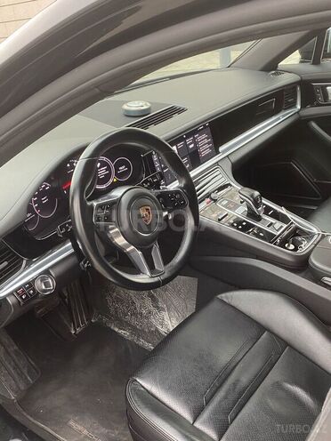 Porsche Panamera 2017, 130,000 km - 3.0 l - Bakı