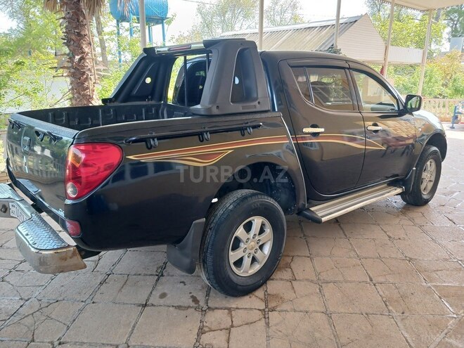 Mitsubishi L200 2011, 210,000 km - 2.5 l - Cəlilabad