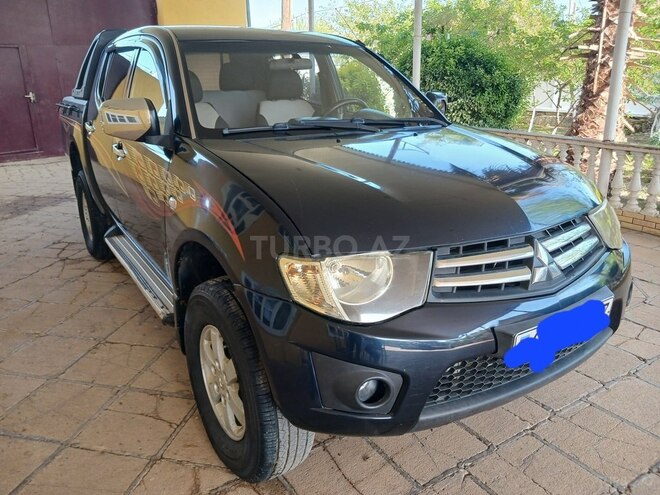 Mitsubishi L200 2011, 210,000 km - 2.5 l - Cəlilabad