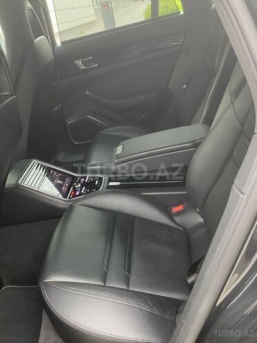 Porsche Panamera 2017, 130,000 km - 3.0 l - Bakı