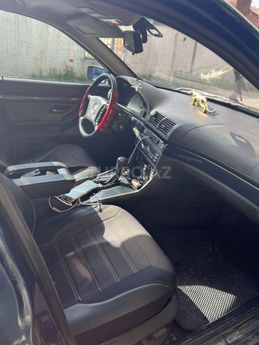 BMW 528 1997, 178,000 km - 2.8 l - Bakı