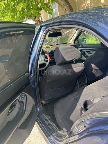 BMW 528 1997, 178,000 km - 2.8 l - Bakı