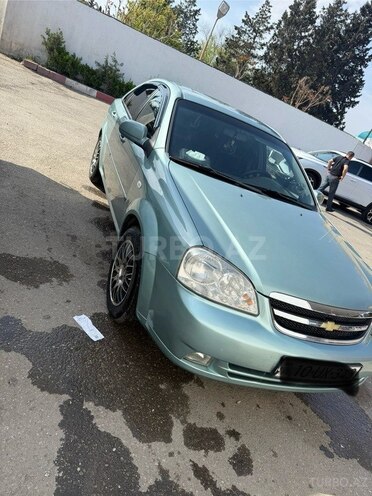 Chevrolet Lacetti-4