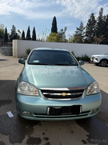 Chevrolet Lacetti-1