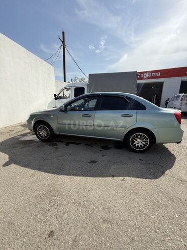 Chevrolet Lacetti-8
