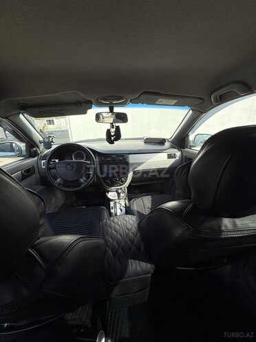 Chevrolet Lacetti-19