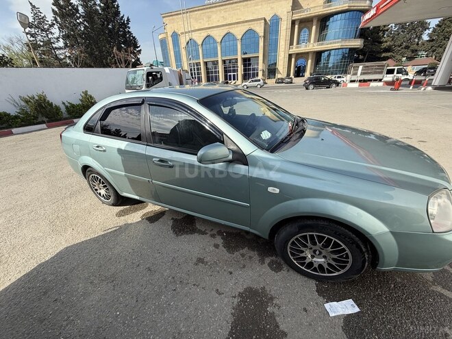 Chevrolet Lacetti-16