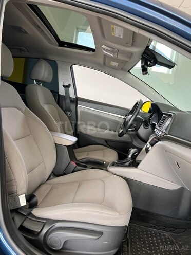 Hyundai Elantra 2020, 28,968 km - 2.0 л - Bakı
