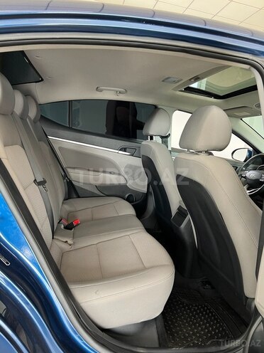 Hyundai Elantra 2020, 28,968 km - 2.0 л - Bakı