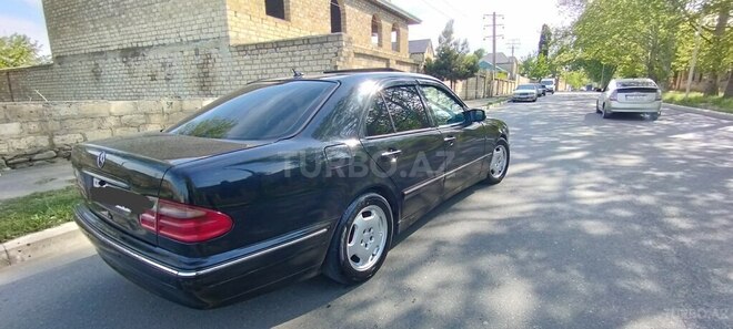 Mercedes E 220 d 2002, 390,000 km - 2.2 л - Gəncə
