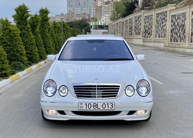 Mercedes E 320 2000, 235,000 km - 3.2 l - Bakı