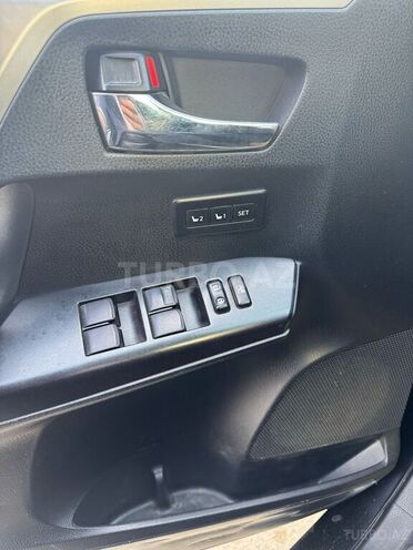 Toyota RAV4 2017, 313,275 km - 2.0 l - Sumqayıt