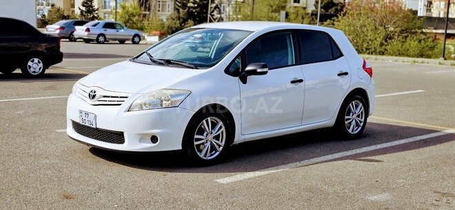 Toyota Auris 2011, 223,054 km - 1.4 l - Bakı