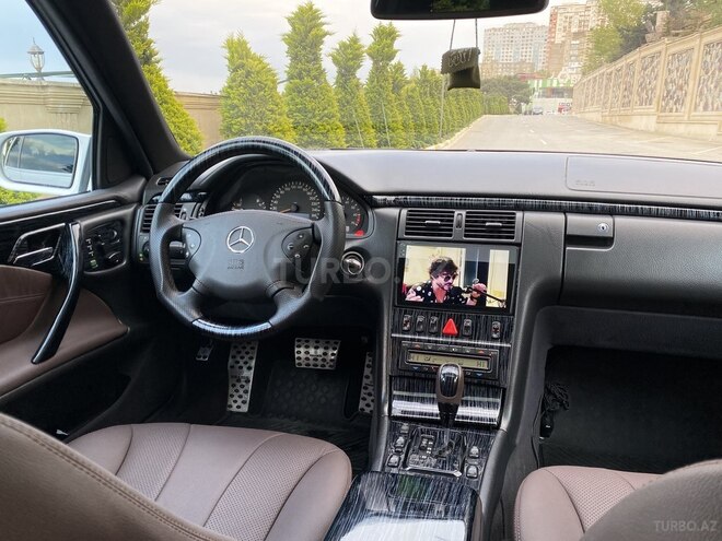 Mercedes E 320 2000, 235,000 km - 3.2 l - Bakı