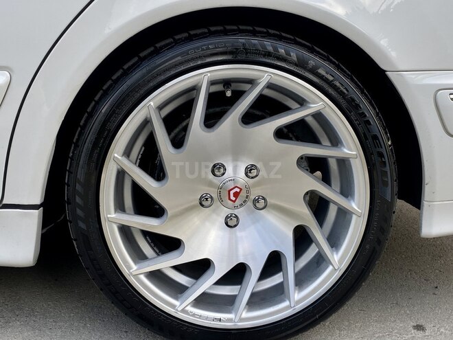 Mercedes E 320 2000, 235,000 km - 3.2 l - Bakı