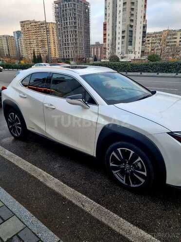 Lexus UX 250h 2021, 62,000 km - 2.0 l - Bakı