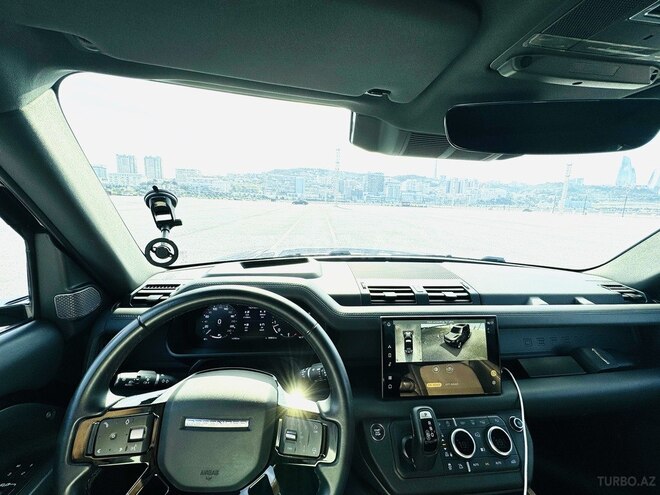 Land Rover Defender 2023, 41,000 km - 3.0 l - Bakı