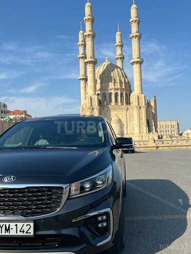Kia Carnival 2019, 133,500 km - 2.2 l - Bakı