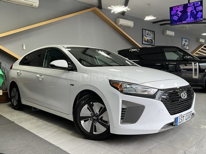Hyundai IONIQ-4