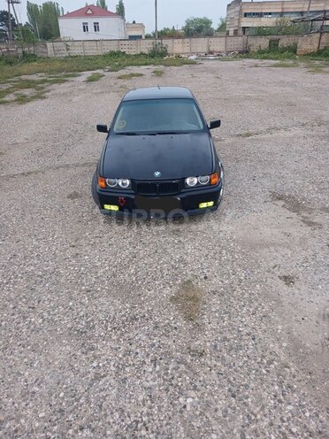 BMW 320 1997, 229,542 km - 2.0 l - Xaçmaz