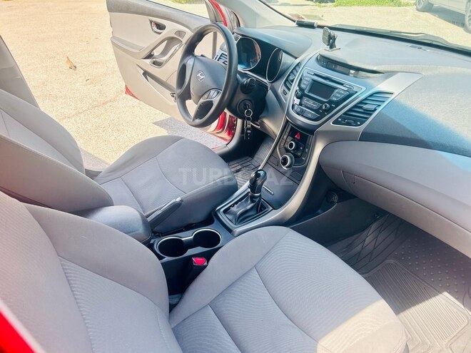 Hyundai Elantra 2015, 199,559 km - 1.8 л - Bakı